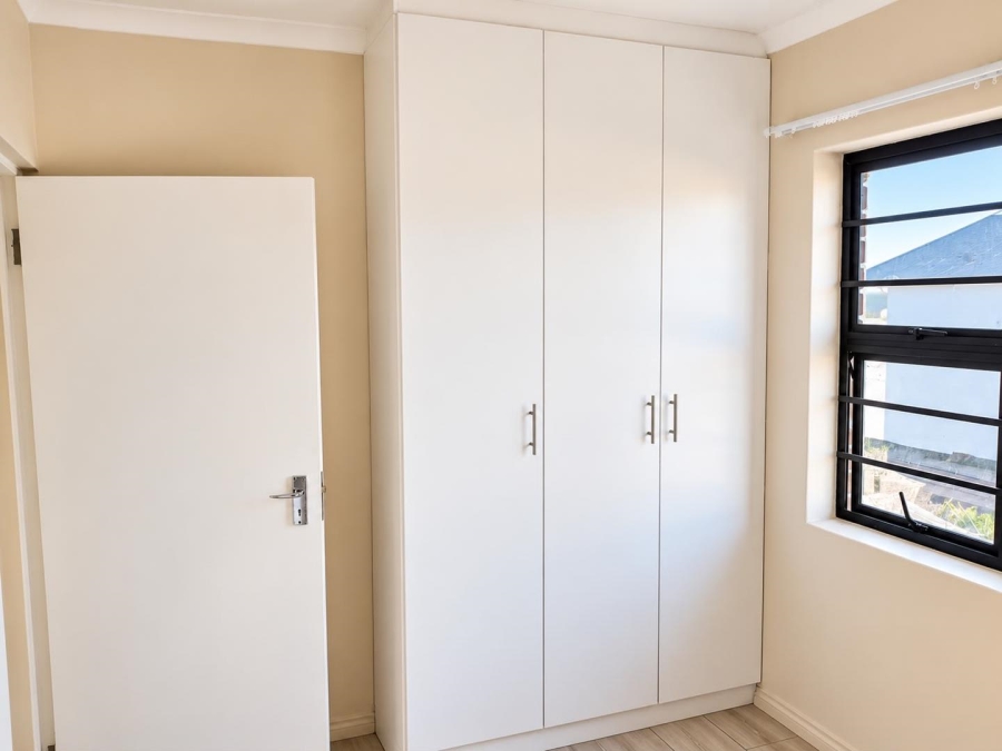 To Let 3 Bedroom Property for Rent in Rugby Western Cape